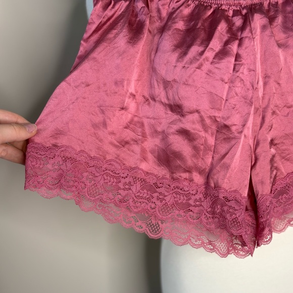 Intimissimi Pink Satin Lace Sleep Shorts - Picture 2 of 8